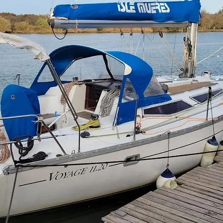 Il Maestro Di Nodi Sail Boat Botel