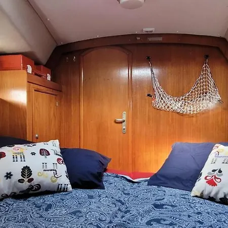 Il Maestro Di Nodi Sail Boat
